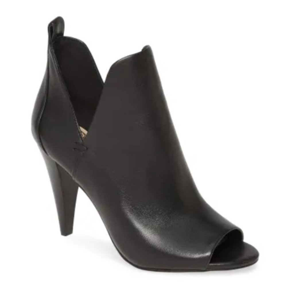 Vince Camuto Allanna Bootie Black - Size 6